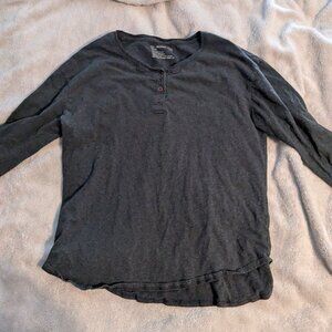 Pact Women's grey shirt medium